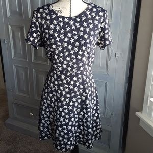 Jaclyn  Smith spring dress